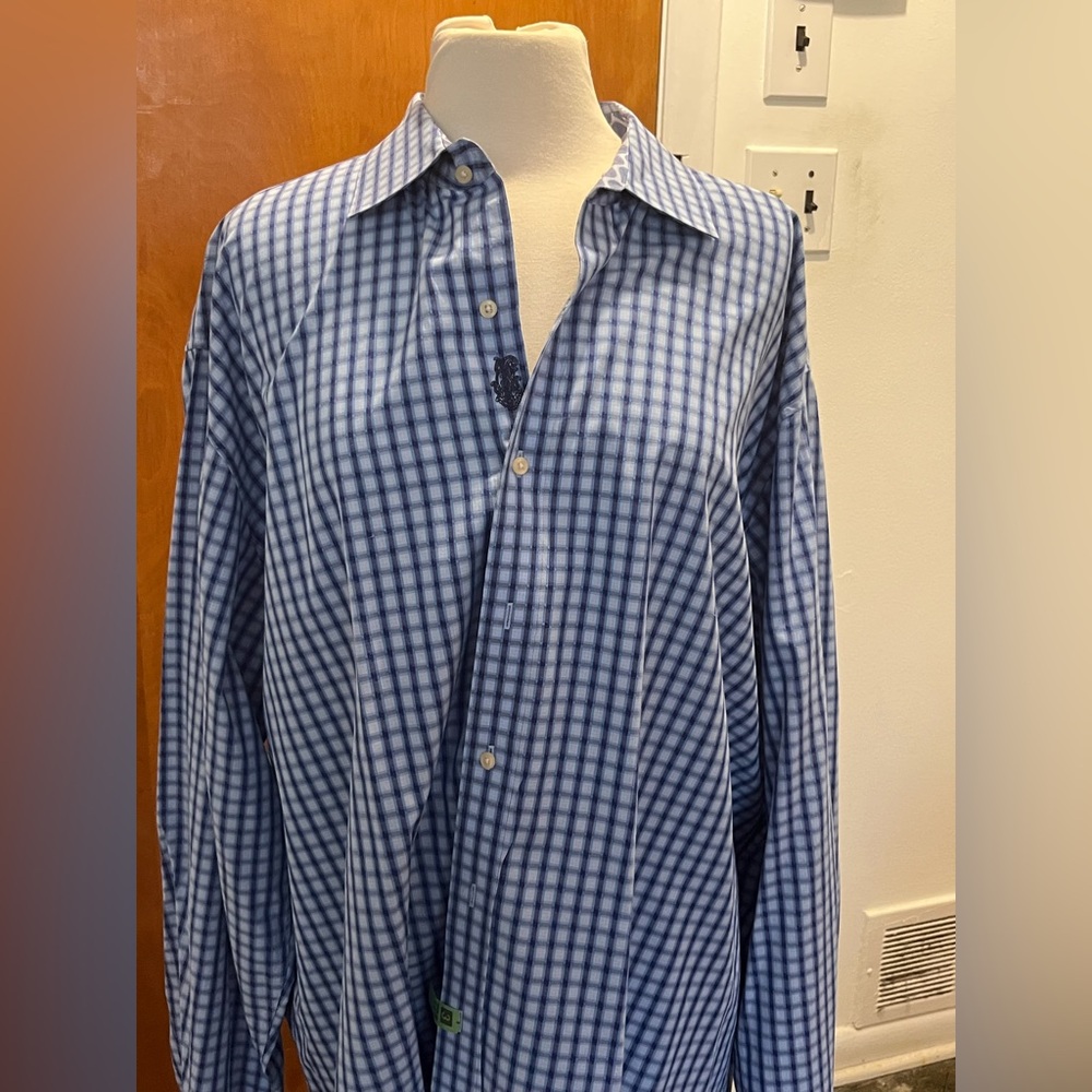 Robert Graham Blue and White Checkered Men's Shirt. Size 3XLT. 100% cotton EUC